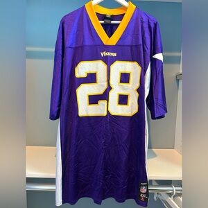 NFL Reebok Minnesota Vikings jersey. Peterson # 28. Size 2XL. Great condition!